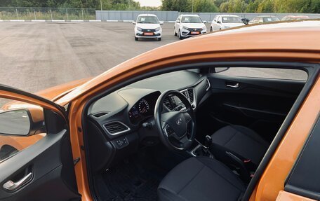 Hyundai Solaris II рестайлинг, 2017 год, 930 000 рублей, 8 фотография