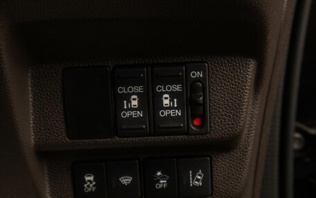 Honda Freed II, 2018 год, 1 699 000 рублей, 10 фотография