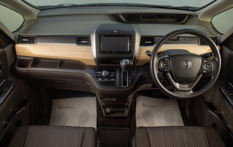 Honda Freed II, 2018 год, 1 699 000 рублей, 19 фотография