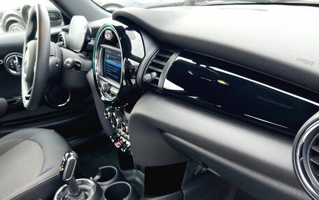 MINI Hatch, 2021 год, 2 350 000 рублей, 21 фотография