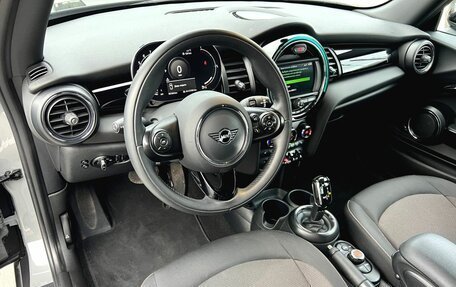 MINI Hatch, 2021 год, 2 350 000 рублей, 28 фотография