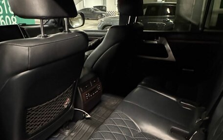 Toyota Land Cruiser 200, 2016 год, 6 997 000 рублей, 8 фотография