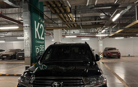 Toyota Land Cruiser 200, 2016 год, 6 997 000 рублей, 15 фотография