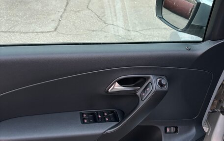 Volkswagen Polo VI (EU Market), 2016 год, 910 000 рублей, 13 фотография