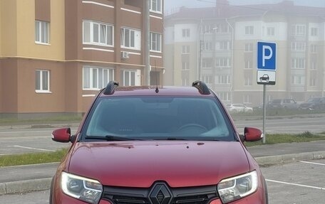 Renault Sandero II рестайлинг, 2018 год, 1 360 000 рублей, 2 фотография