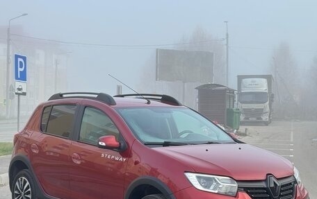 Renault Sandero II рестайлинг, 2018 год, 1 360 000 рублей, 3 фотография