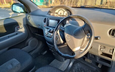 Toyota Sienta I, 2011 год, 990 000 рублей, 9 фотография