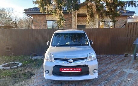 Toyota Sienta I, 2011 год, 990 000 рублей, 3 фотография