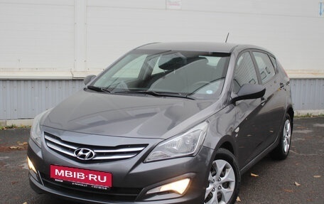 Hyundai Solaris II рестайлинг, 2014 год, 840 000 рублей, 1 фотография