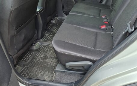 Toyota RAV4, 2014 год, 1 700 000 рублей, 6 фотография