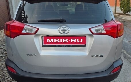 Toyota RAV4, 2014 год, 1 700 000 рублей, 13 фотография