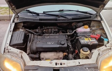 Chevrolet Aveo III, 2003 год, 350 000 рублей, 9 фотография