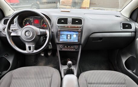 Volkswagen Polo VI (EU Market), 2014 год, 800 000 рублей, 10 фотография