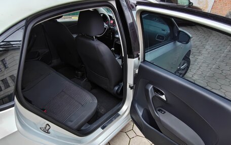 Volkswagen Polo VI (EU Market), 2014 год, 800 000 рублей, 13 фотография