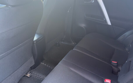 Toyota RAV4, 2015 год, 1 840 000 рублей, 16 фотография