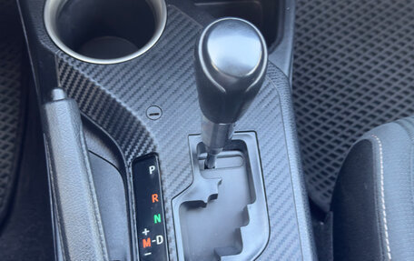 Toyota RAV4, 2015 год, 1 840 000 рублей, 13 фотография