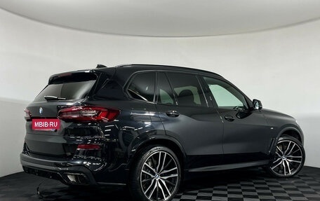 BMW X5, 2020 год, 6 990 000 рублей, 2 фотография