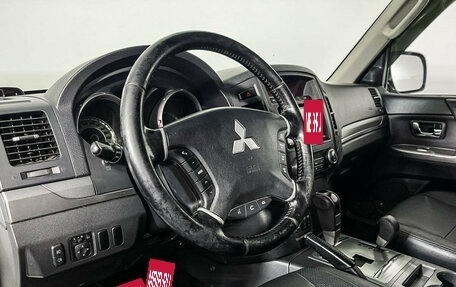 Mitsubishi Pajero IV, 2012 год, 2 097 000 рублей, 13 фотография