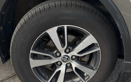 Toyota RAV4, 2016 год, 2 499 000 рублей, 12 фотография