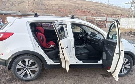 KIA Sportage III, 2011 год, 1 250 000 рублей, 11 фотография