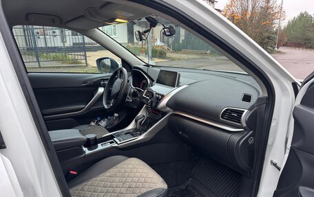 Mitsubishi Eclipse Cross, 2019 год, 2 150 000 рублей, 8 фотография