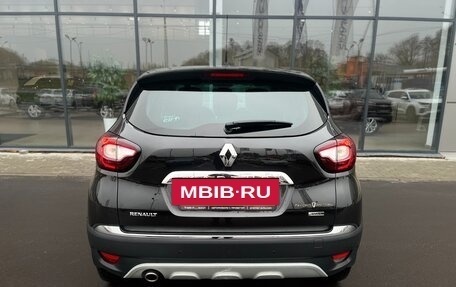 Renault Kaptur I рестайлинг, 2017 год, 1 750 000 рублей, 6 фотография