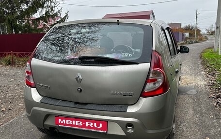 Renault Sandero I, 2010 год, 550 000 рублей, 3 фотография