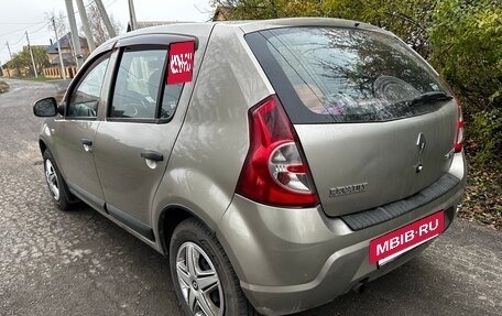 Renault Sandero I, 2010 год, 550 000 рублей, 4 фотография