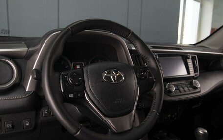 Toyota RAV4, 2017 год, 2 200 000 рублей, 11 фотография