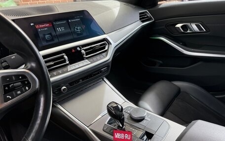 BMW 3 серия, 2019 год, 3 850 000 рублей, 13 фотография