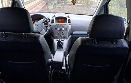 Opel Zafira B, 2007 год, 550 000 рублей, 9 фотография