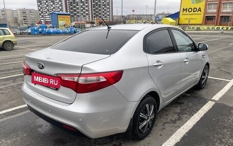 KIA Rio III рестайлинг, 2013 год, 820 000 рублей, 7 фотография