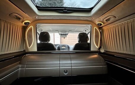 Mercedes-Benz Vito, 2015 год, 7 000 000 рублей, 17 фотография