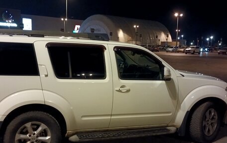 Nissan Pathfinder, 2011 год, 1 400 000 рублей, 4 фотография