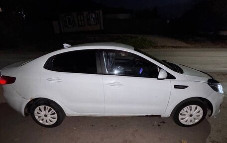 KIA Rio III рестайлинг, 2013 год, 300 000 рублей, 7 фотография