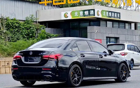 Mercedes-Benz A-Класс, 2021 год, 1 800 000 рублей, 4 фотография