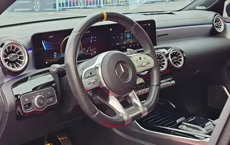 Mercedes-Benz A-Класс, 2021 год, 1 800 000 рублей, 10 фотография