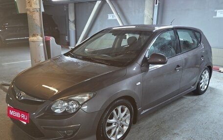 Hyundai i30 I, 2011 год, 850 000 рублей, 2 фотография