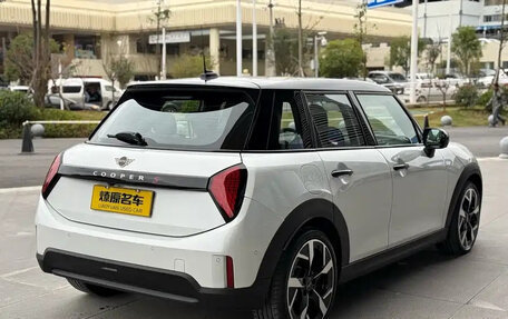 MINI Hatch, 2025 год, 3 950 000 рублей, 4 фотография