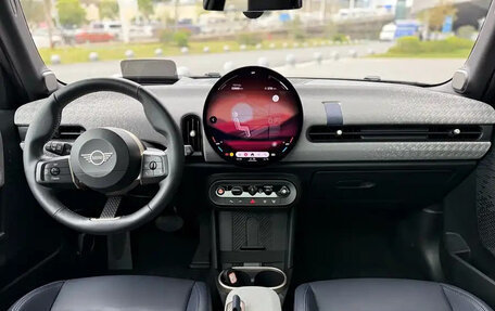 MINI Hatch, 2025 год, 3 950 000 рублей, 13 фотография