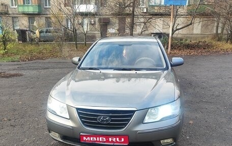 Hyundai Sonata VI, 2008 год, 800 000 рублей, 1 фотография