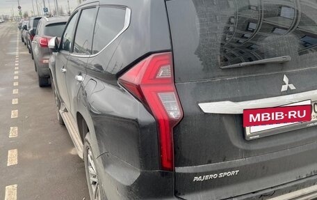 Mitsubishi Pajero Sport III рестайлинг, 2021 год, 4 500 000 рублей, 19 фотография