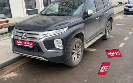 Mitsubishi Pajero Sport III рестайлинг, 2021 год, 4 500 000 рублей, 21 фотография