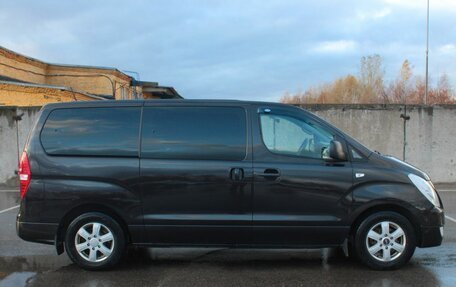 Hyundai H-1 II рестайлинг, 2016 год, 1 624 000 рублей, 4 фотография