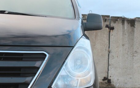 Hyundai H-1 II рестайлинг, 2016 год, 1 624 000 рублей, 22 фотография