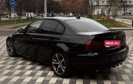 BMW 3 серия, 2010 год, 900 000 рублей, 6 фотография