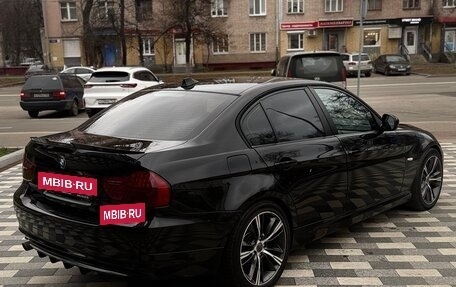 BMW 3 серия, 2010 год, 900 000 рублей, 8 фотография