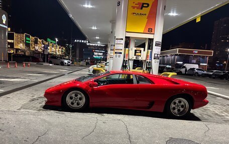 Lamborghini Diablo, 1991 год, 50 000 000 рублей, 3 фотография