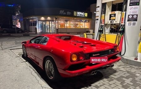 Lamborghini Diablo, 1991 год, 50 000 000 рублей, 4 фотография