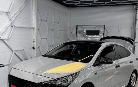 Hyundai Solaris II рестайлинг, 2017 год, 950 000 рублей, 1 фотография